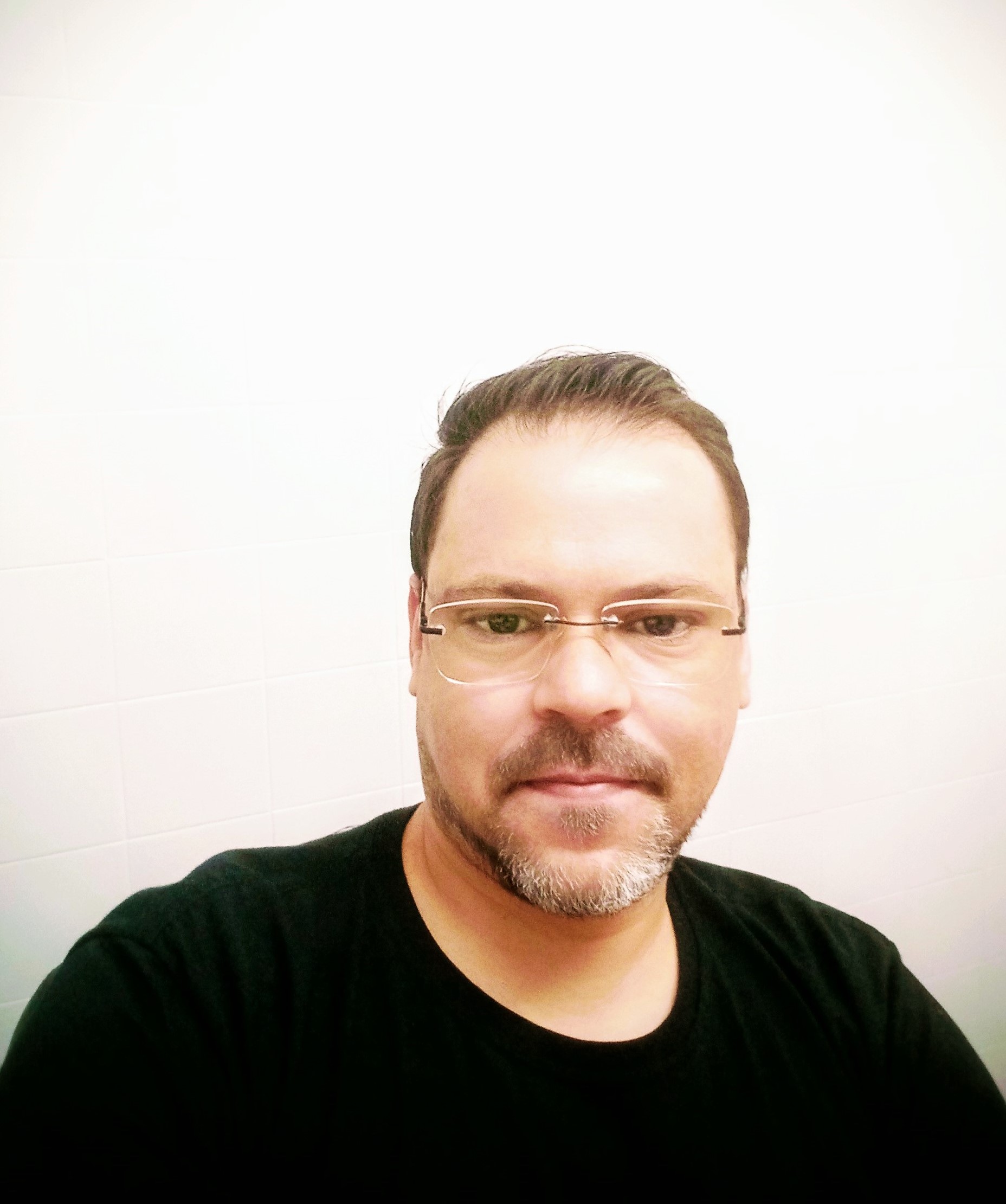 Leandro Schultz - Perfil